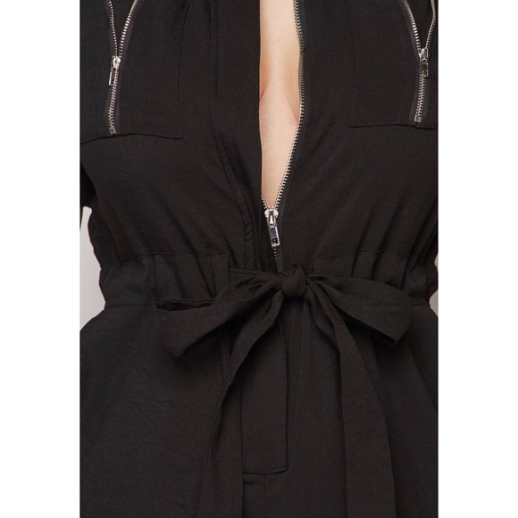 4/$40 5⭐️ Military Style Jumpsuit Front zip - Picture 5 of 6